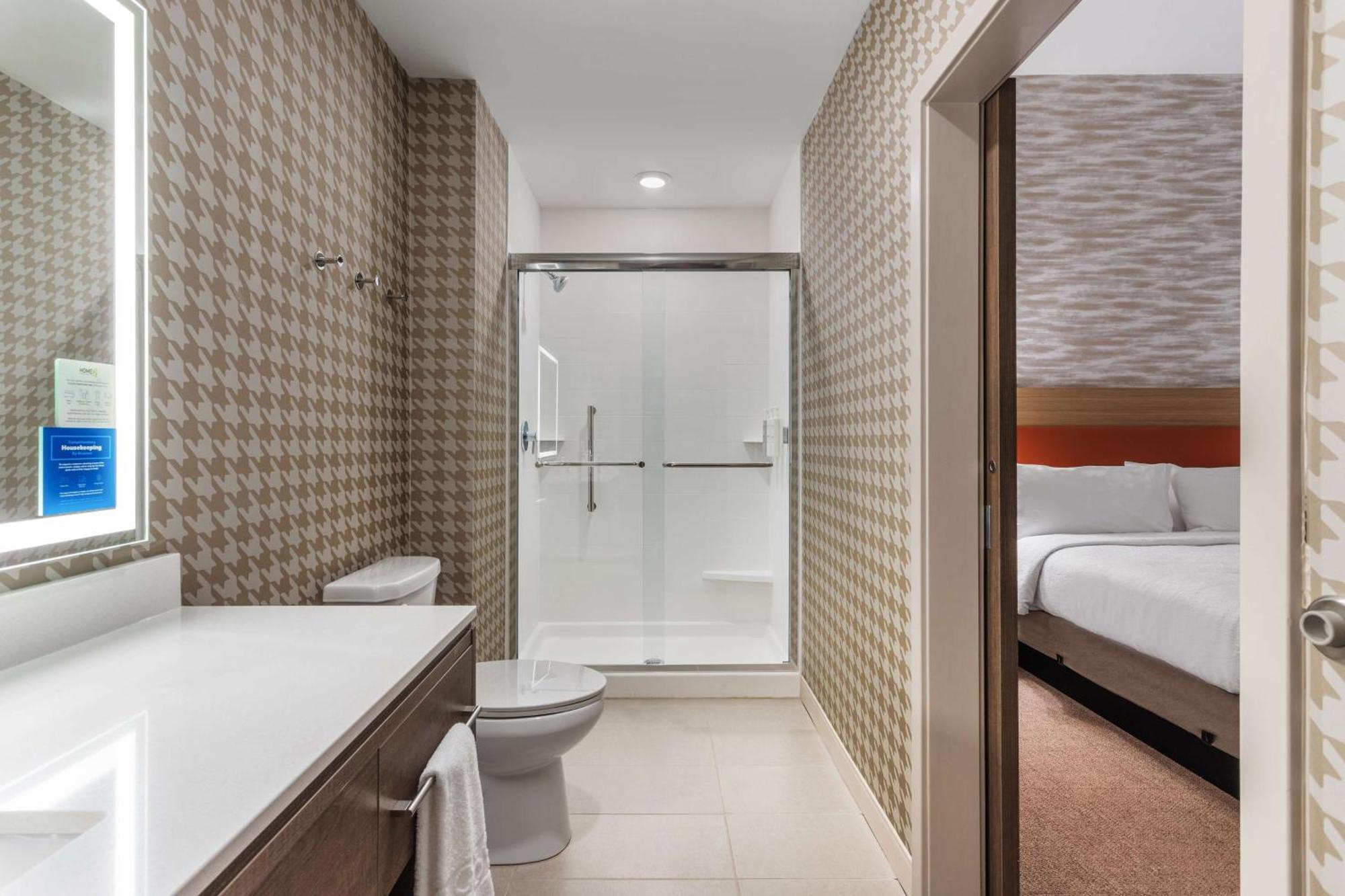 Home2 Suites By Hilton Cedar Rapids Westdale Экстерьер фото