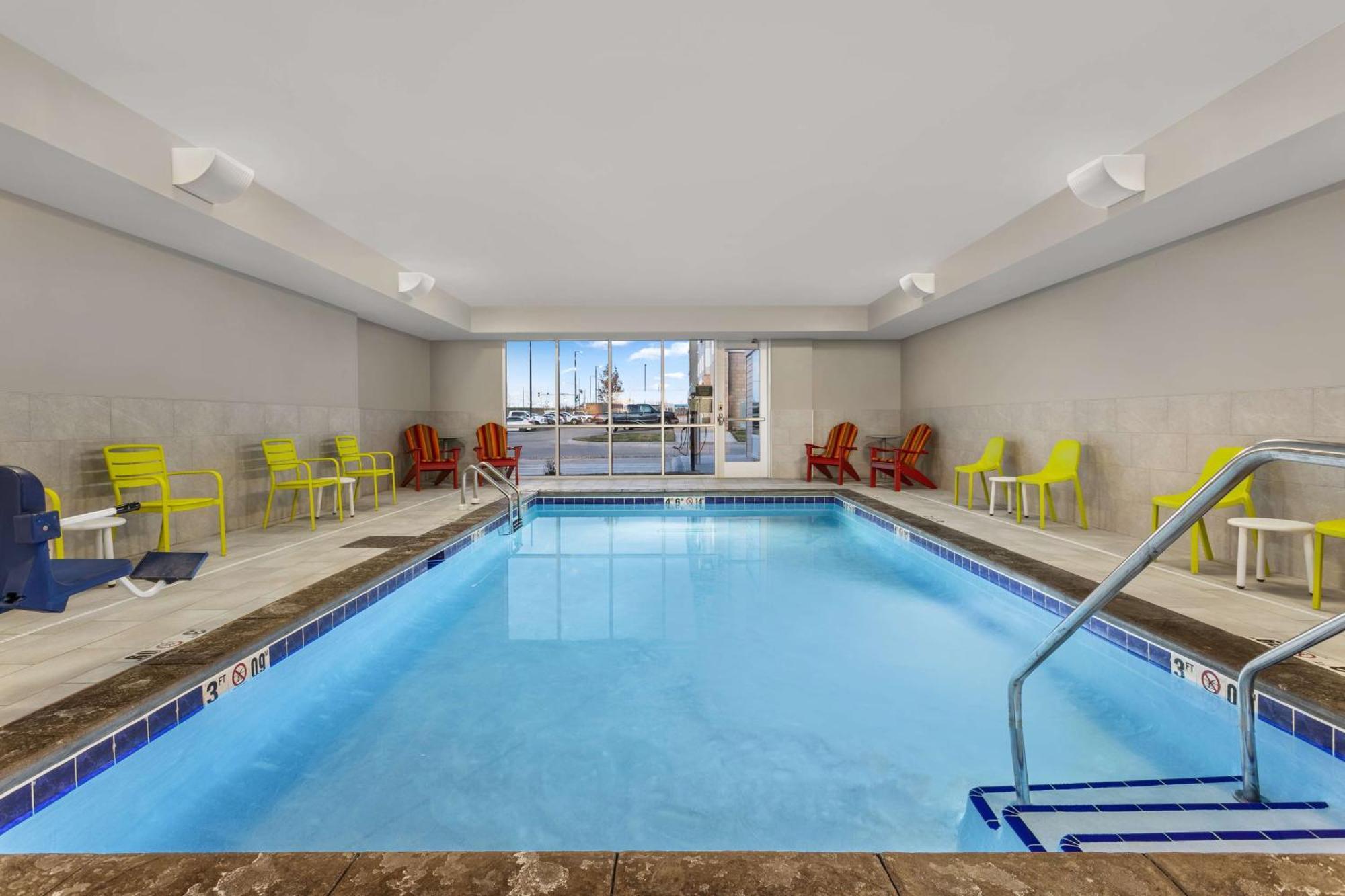 Home2 Suites By Hilton Cedar Rapids Westdale Экстерьер фото